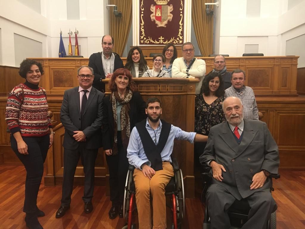 Pleno de las Cortes de Castilla-La Mancha con motivo del Día de la Discapacidad 2019, en el que participó ADACE CLM